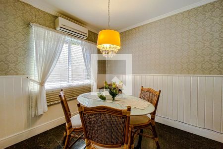 Casa à venda com 387m², 4 quartos e 7 vagasCopa