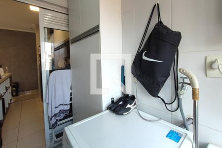 Apartamento à venda com 57m², 2 quartos e 1 vagaÁrea de Serviço