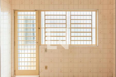 Casa à venda com 126m², 3 quartos e 1 vaga