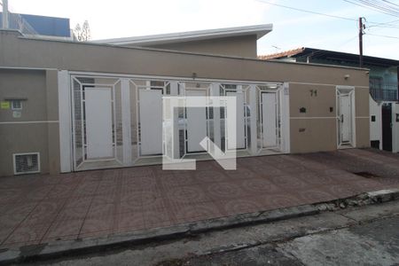 Casa à venda com 180m², 3 quartos e 2 vagasFachada