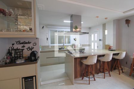 Casa à venda com 180m², 3 quartos e 2 vagasCozinha