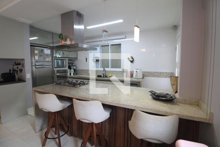 Casa à venda com 180m², 3 quartos e 2 vagasCozinha