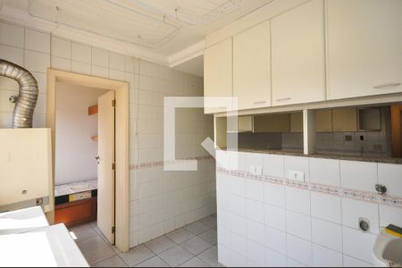 Apartamento à venda com 139m², 3 quartos e 2 vagas Apartamento à venda com 139m², 3 quartos e 2 vagasÁrea de Serviço