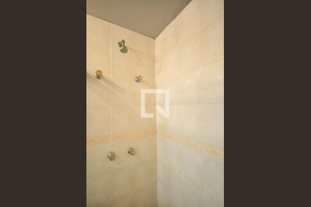 Apartamento à venda com 139m², 3 quartos e 2 vagas Apartamento à venda com 139m², 3 quartos e 2 vagasChuveiro do Banheiro da Suíte 3