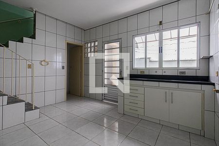 Casa à venda com 120m², 2 quartos e 2 vagas Casa à venda com 120m², 2 quartos e 2 vagascozinha 2_1