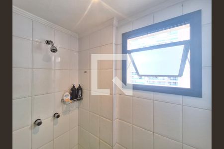 Apartamento à venda com 68m², 2 quartos e 1 vagaDetalhe do Banheiro da Suite