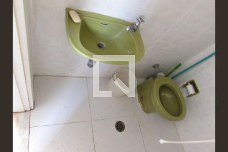 Banheiro de serviço de apartamento à venda com 3 quartos, 145m² em Jardim Ampliacao, São Paulo