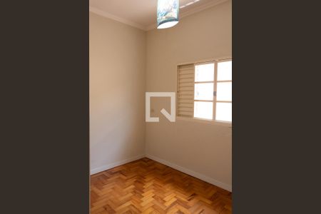 Casa à venda com 135m², 3 quartos e 3 vagas Casa à venda com 135m², 3 quartos e 3 vagasQUARTO 2