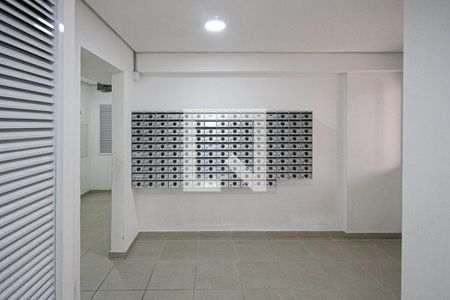 Apartamento à venda com 42m², 2 quartos e 1 vaga Apartamento à venda com 42m², 2 quartos e 1 vagaHall