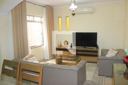 Sala de casa à venda com 2 quartos, 160m² em Jardim Paraventi, Guarulhos