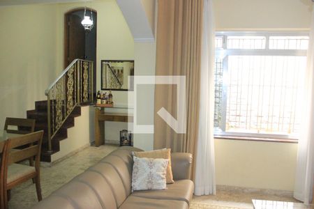 Sala de casa à venda com 2 quartos, 160m² em Jardim Paraventi, Guarulhos