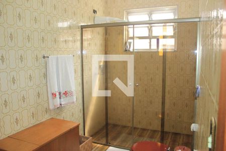 Casa à venda com 160m², 2 quartos e 2 vagasBanheiro da Suíte