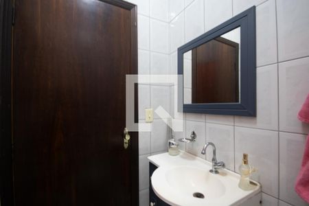 Casa à venda com 350m², 3 quartos e 3 vagasBanheiro de serviço