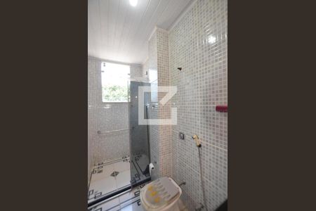 Apartamento para alugar com 60m², 2 quartos e sem vagaBanheiro