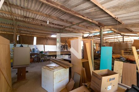 Casa à venda com 13154m², 3 quartos e 1 vagaBarracão