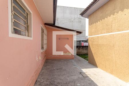 Área externa de casa para alugar com 1 quarto, 32m² em Cajuru, Curitiba
