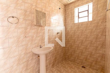 Casa para alugar com 32m², 1 quarto e sem vaga Casa para alugar com 32m², 1 quarto e sem vagaBanheiro Social