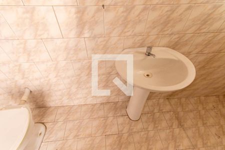 Casa para alugar com 32m², 1 quarto e sem vaga Casa para alugar com 32m², 1 quarto e sem vagaBanheiro Social