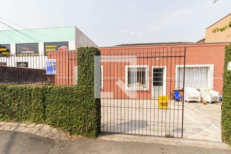 Plaquinha de casa para alugar com 1 quarto, 32m² em Cajuru, Curitiba