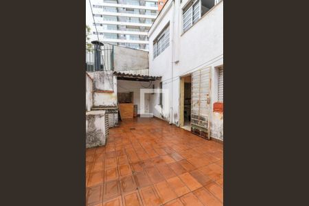 Casa para alugar com 191m², 3 quartos e 2 vagasQuintal