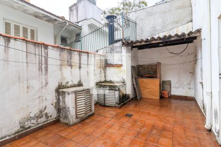 Casa para alugar com 191m², 3 quartos e 2 vagasQuintal