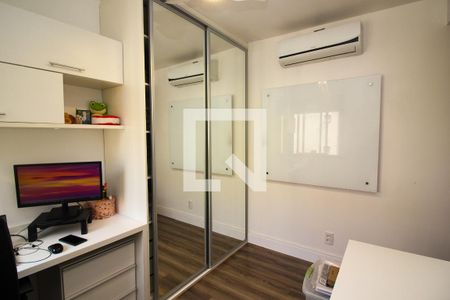 Apartamento à venda com 104m², 3 quartos e 2 vagasQuarto 2