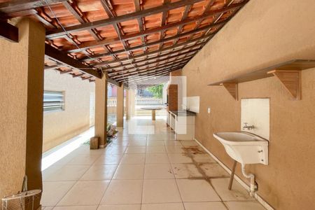 Casa para alugar com 222m², 2 quartos e 1 vagaÁrea de Serviço e Churrasqueira 