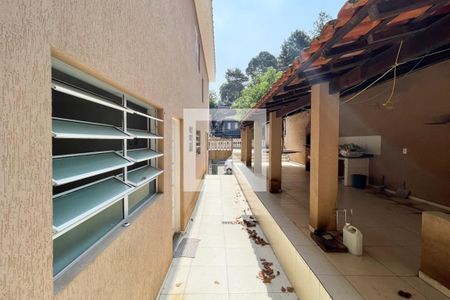Casa para alugar com 222m², 2 quartos e 1 vagaQuintal 