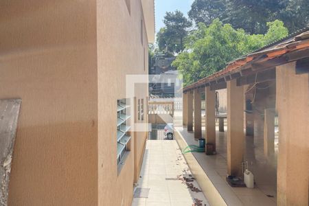 Vista - Sala  de casa para alugar com 2 quartos, 222m² em Baeta Neves, São Bernardo do Campo