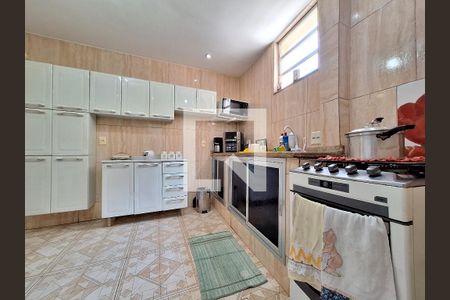 Apartamento à venda com 52m², 2 quartos e sem vagaCozinha