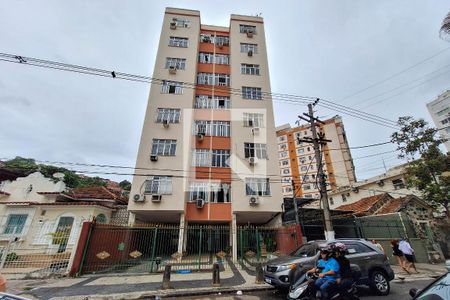 Apartamento à venda com 75m², 2 quartos e sem vagaFachada
