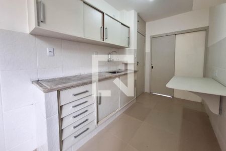 Apartamento à venda com 75m², 2 quartos e sem vagaCozinha