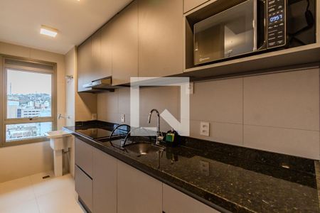 Cozinha de apartamento à venda com 2 quartos, 64m² em Praia de Belas, Porto Alegre