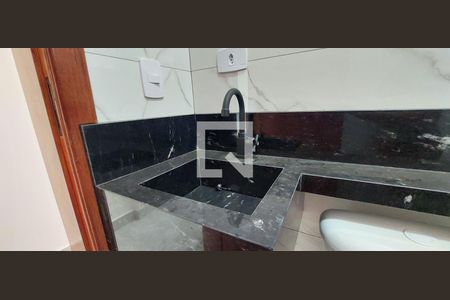 Apartamento à venda com 104m², 2 quartos e 4 vagas Apartamento à venda com 104m², 2 quartos e 4 vagasBanheiro 2