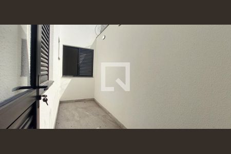 Apartamento à venda com 104m², 2 quartos e 4 vagas Apartamento à venda com 104m², 2 quartos e 4 vagasQuintal Área de Serviço