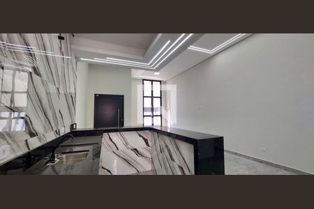 Apartamento à venda com 104m², 2 quartos e 4 vagas Apartamento à venda com 104m², 2 quartos e 4 vagasCozinha