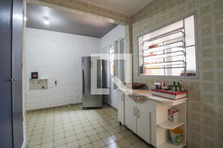 Casa à venda com 100m², 2 quartos e 4 vagas Casa à venda com 100m², 2 quartos e 4 vagasCozinha