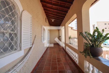 Varanda Sala de casa à venda com 2 quartos, 100m² em Bonfim, Campinas