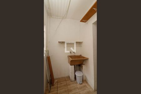 Casa à venda com 200m², 2 quartos e 2 vagasÁrea de Serviço