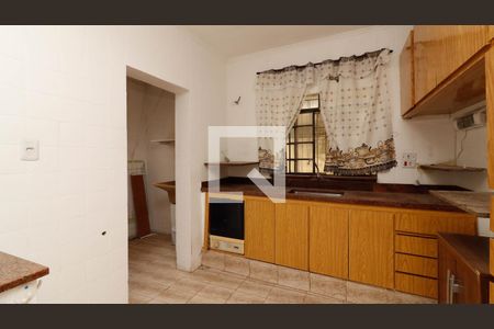 Casa à venda com 200m², 2 quartos e 2 vagasCozinha