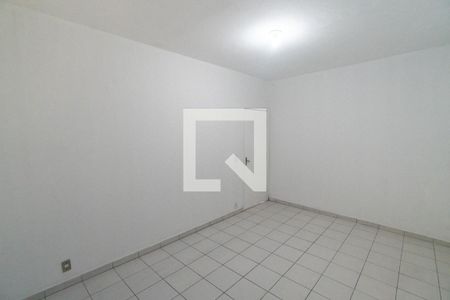Quarto 2 de casa para alugar com 2 quartos, 65m² em Parque Jabaquara, São Paulo
