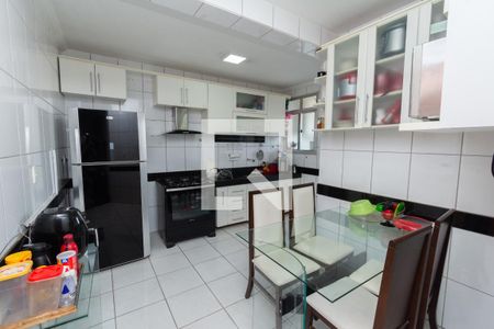 Apartamento à venda com 97m², 3 quartos e 2 vagasCozinha
