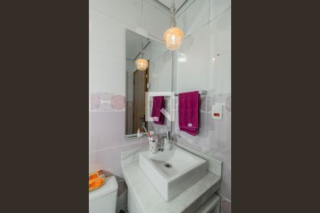 Casa à venda com 145m², 3 quartos e 3 vagasBanheiro