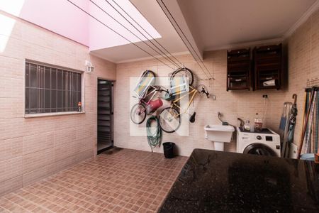 Casa à venda com 145m², 3 quartos e 3 vagasÁrea de Serviço