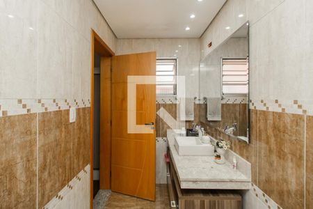 Casa à venda com 145m², 3 quartos e 3 vagasSuíte