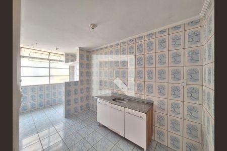 Apartamento à venda com 75m², 2 quartos e sem vagaCozinha