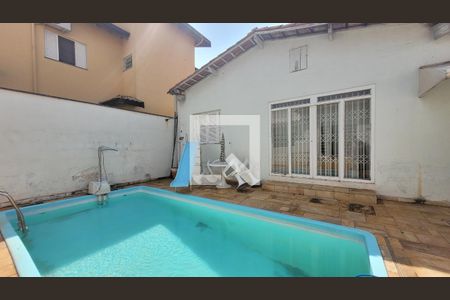 Casa à venda com 150m², 2 quartos e 2 vagasPiscina