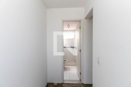 Casa de condomínio à venda com 100m², 3 quartos e 2 vagasCorredor