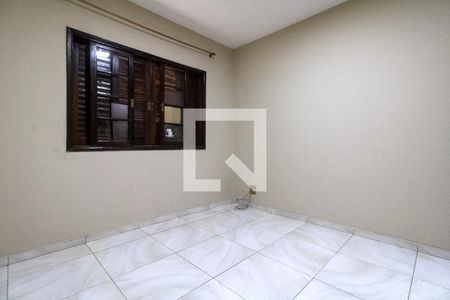 Casa para alugar com 214m², 3 quartos e 2 vagas Casa para alugar com 214m², 3 quartos e 2 vagasQuarto 2