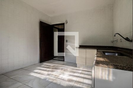Casa para alugar com 214m², 3 quartos e 2 vagas Casa para alugar com 214m², 3 quartos e 2 vagasCozinha